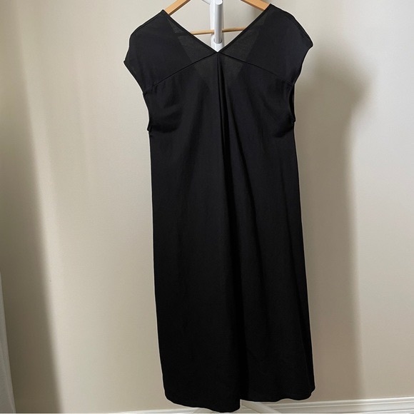 Zara Black Sleeveless Vneck Dress Size Medium - Picture 6 of 9